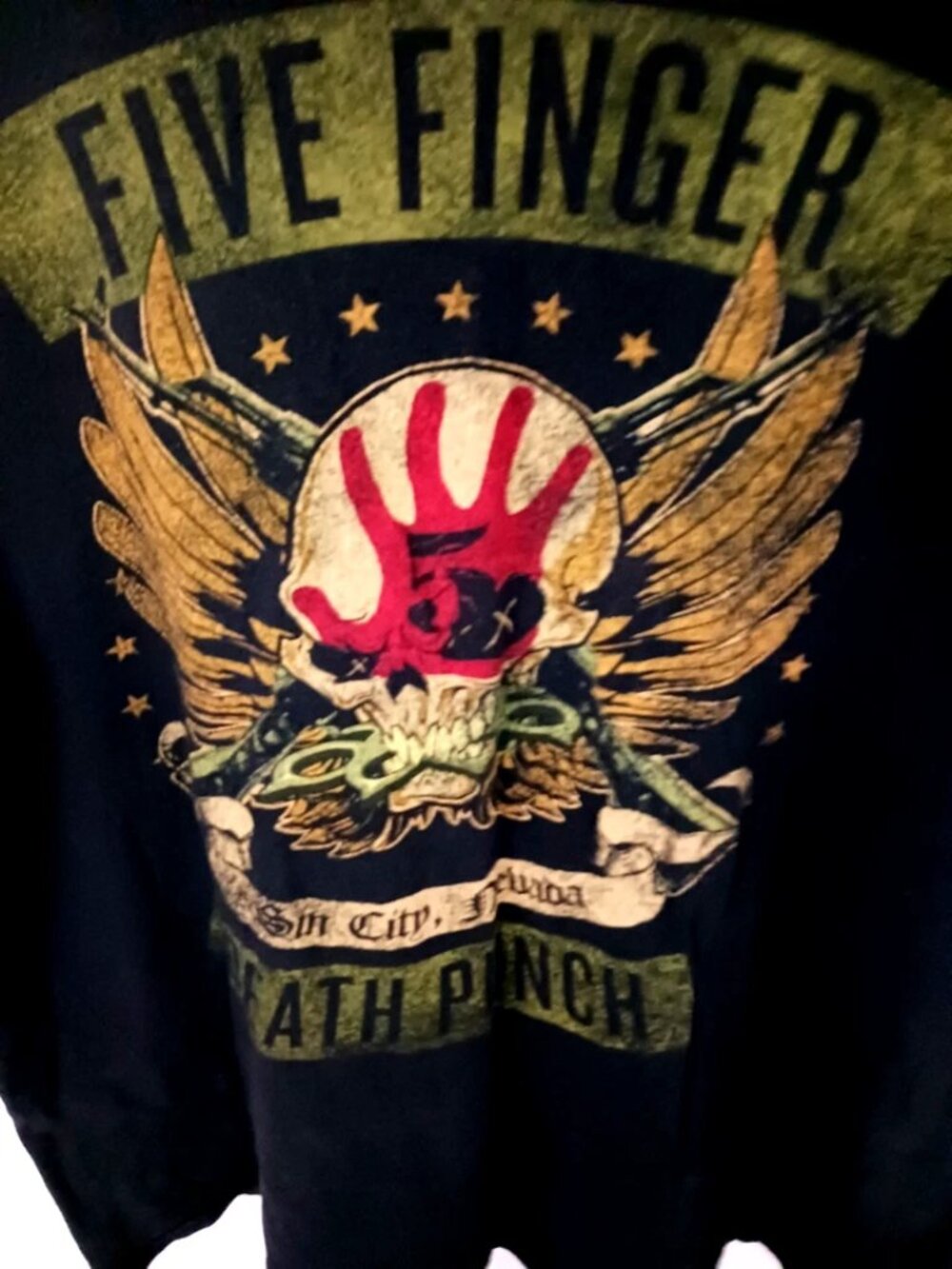 Five Finger Death Punch Men's Graphic Print Heavy Metal Rock Shirt Size X Large - Picture 2 of 8